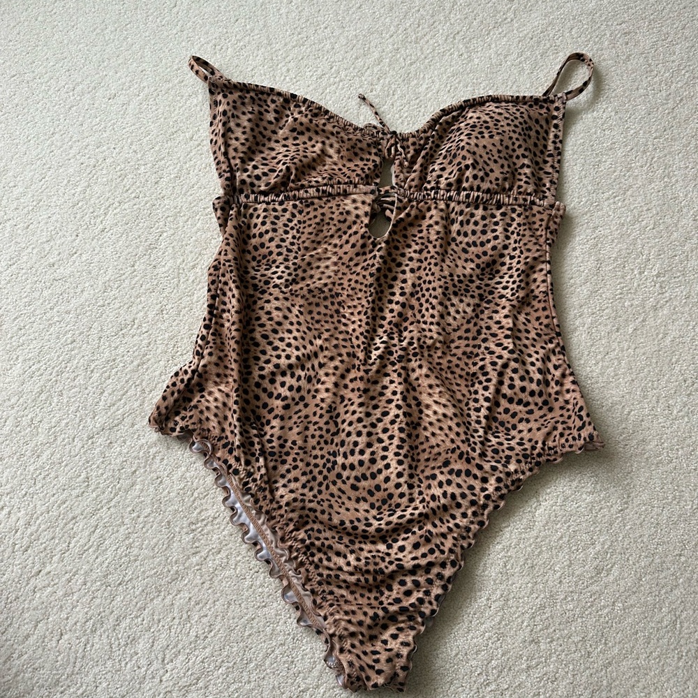Shade & Shore Cheetah One Piece- Size L